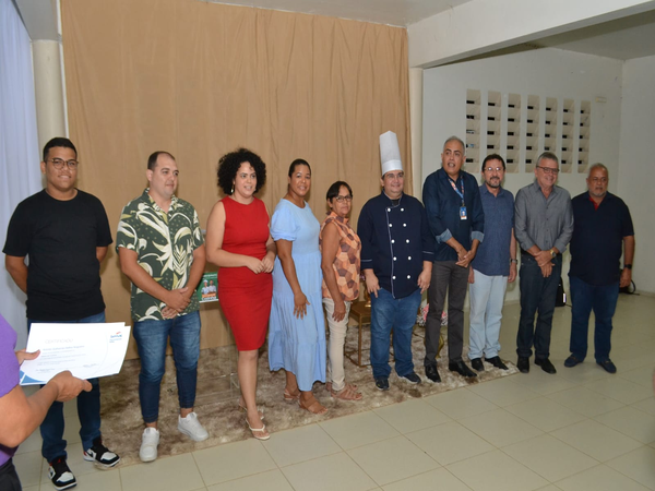 Projeto Limoeiro Qualifica conclui curso na área de gastronomia